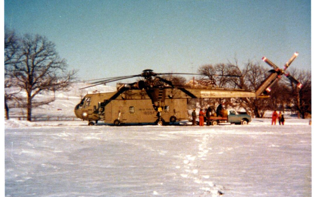 Schultz hay lift 1974-79050